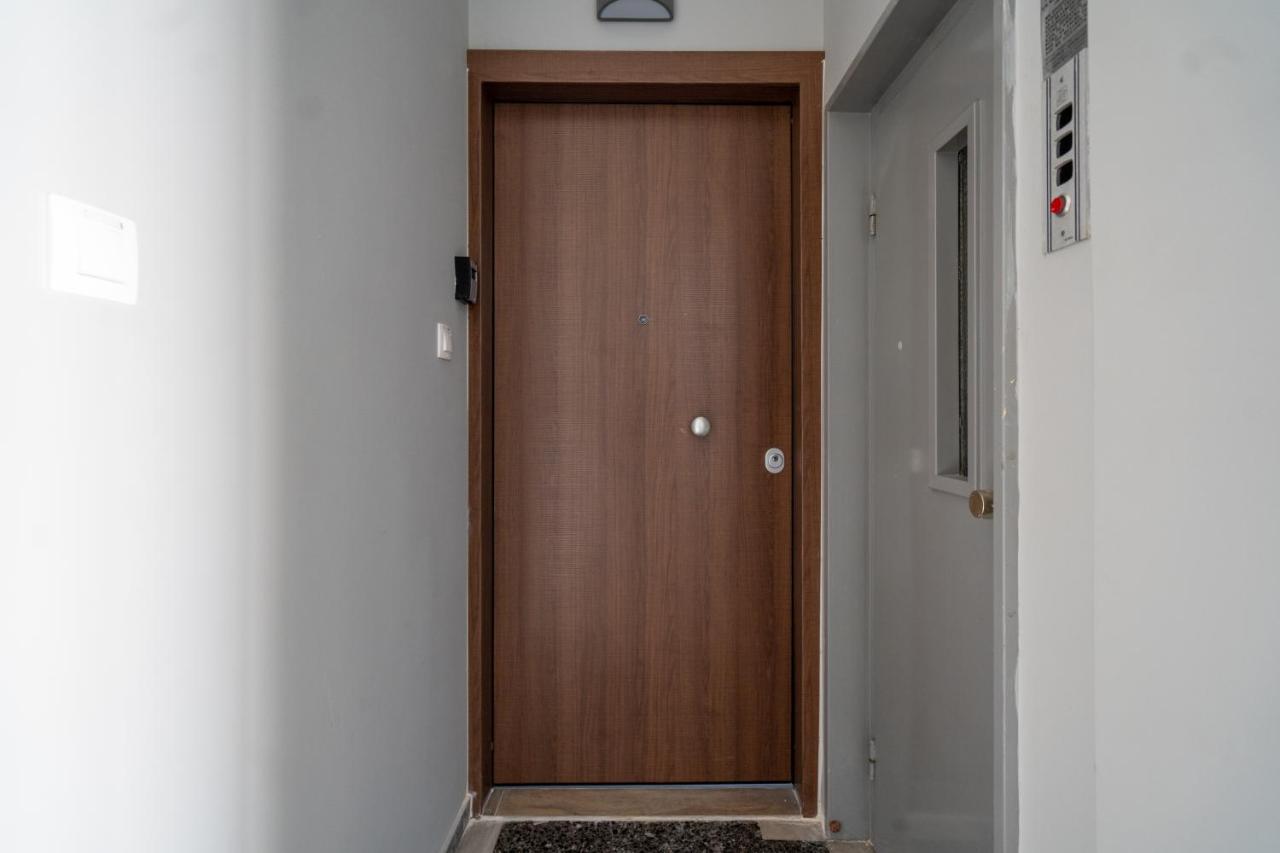 Athens Hideout Apt, Big Rooftop With City View Apartment Exterior photo